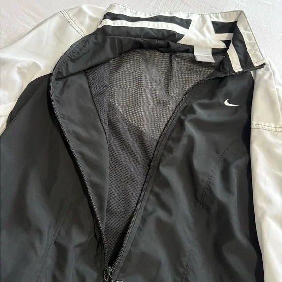 Nike Y2K Full-Zip Jacket - Picture 7 of 7